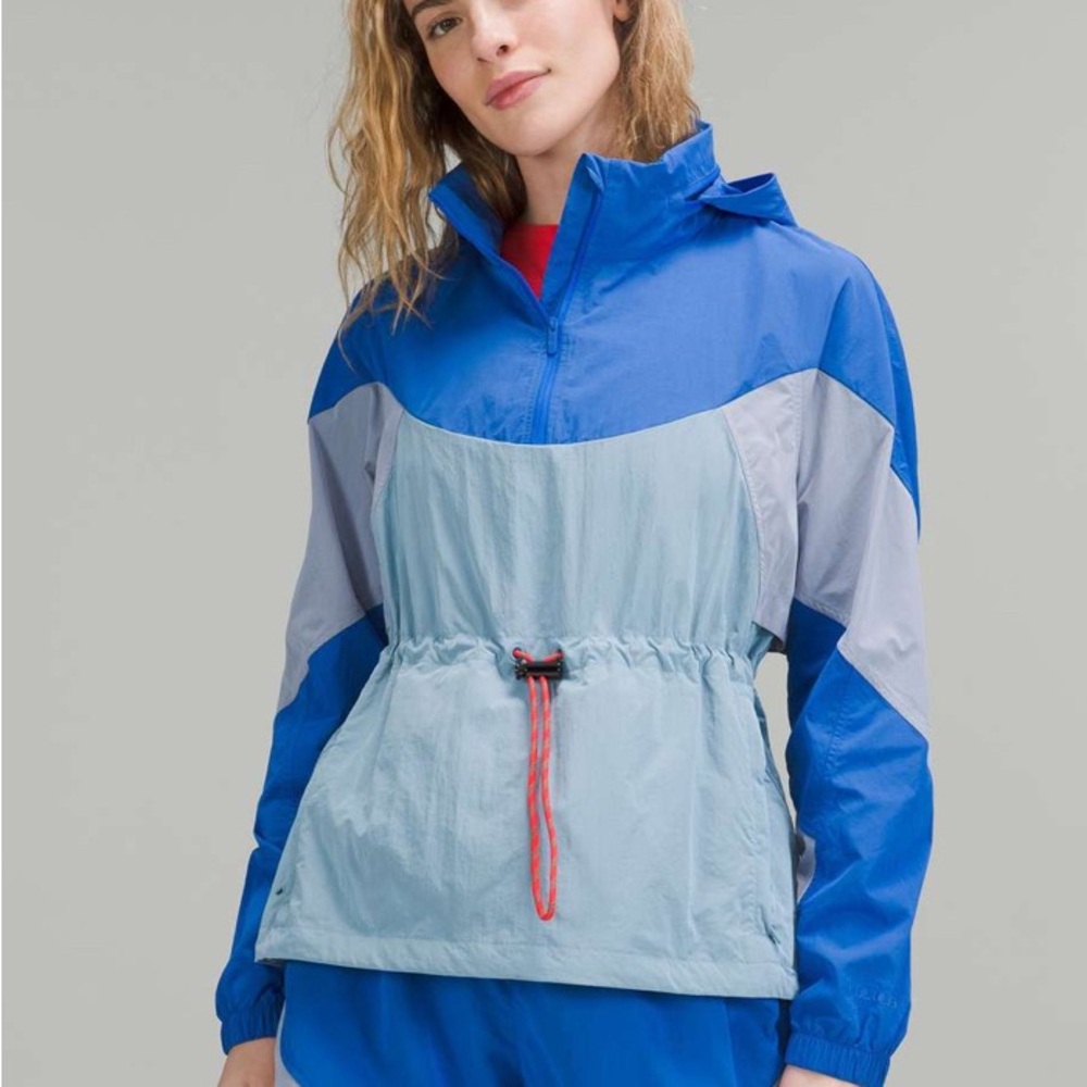 Lululemon Evergreen Anorak
Wild Bluebell / Cascade Blue / Lavender Dusk
 Jacket